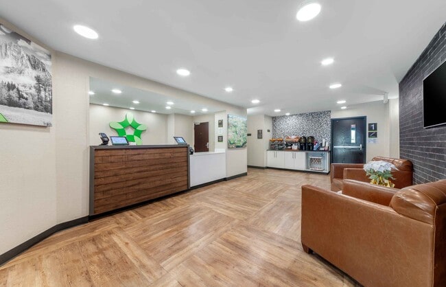 Photo - Furnished Studio-Miami - Airport - Doral -...