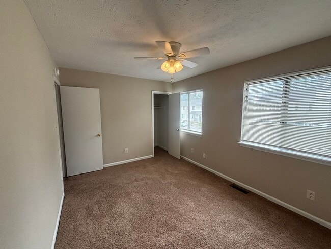Photo - 138 Montview Forest Dr