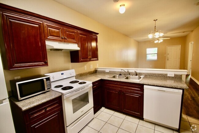 Building Photo - 3116-3118 S Cherry Ln Unit 3116 Rental