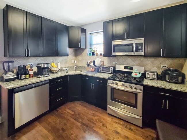 Photo - 3215 W Warner Ave Unit 2