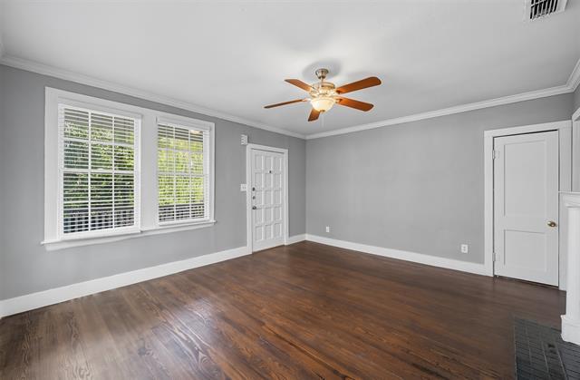 Photo - 4701 Worth St