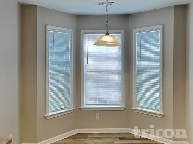 Photo - 105 Arden Ct