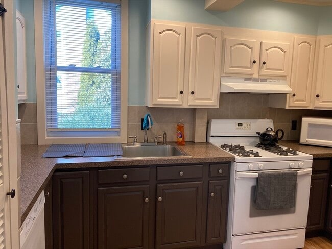 Photo - 38 Fairview St Unit 1