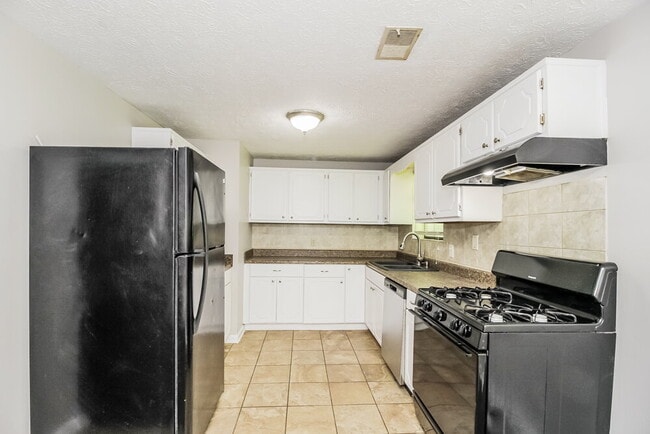 Photo - 2607 Foxwood Pl