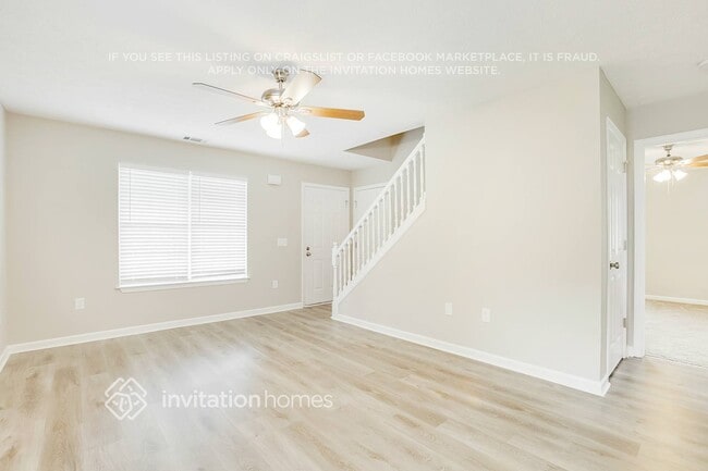 Photo - 7028 Branch Crossing Way