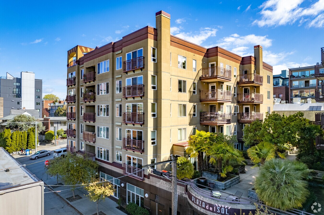 Exterior - Plaza del Sol Condominiums