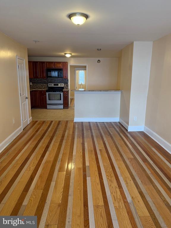 Photo - 1937 Georgian Rd Unidad 1