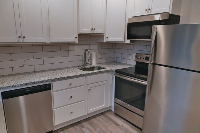 Photo - 262 North St Unit 1