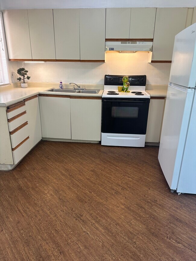 Photo - 755 NW 5th St Unidad 1