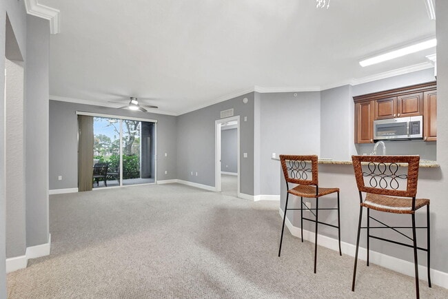 Photo - 1660 Renaissance Commons Blvd Unidad 2114