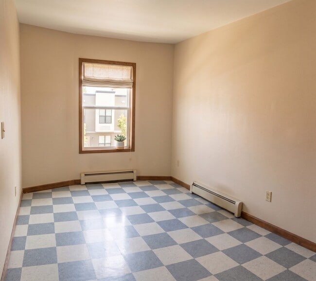 109 Garden St Unit 2