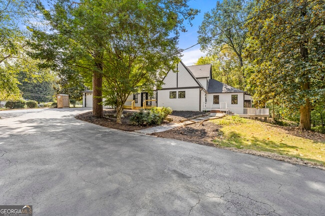 Photo - 1620 Chevron Way