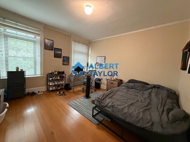 Photo - 1805 Beacon St Unit 3