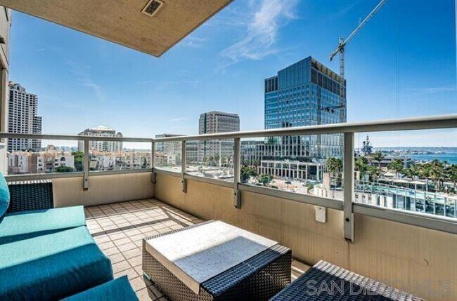 Photo - 700 W E St Unidad 702