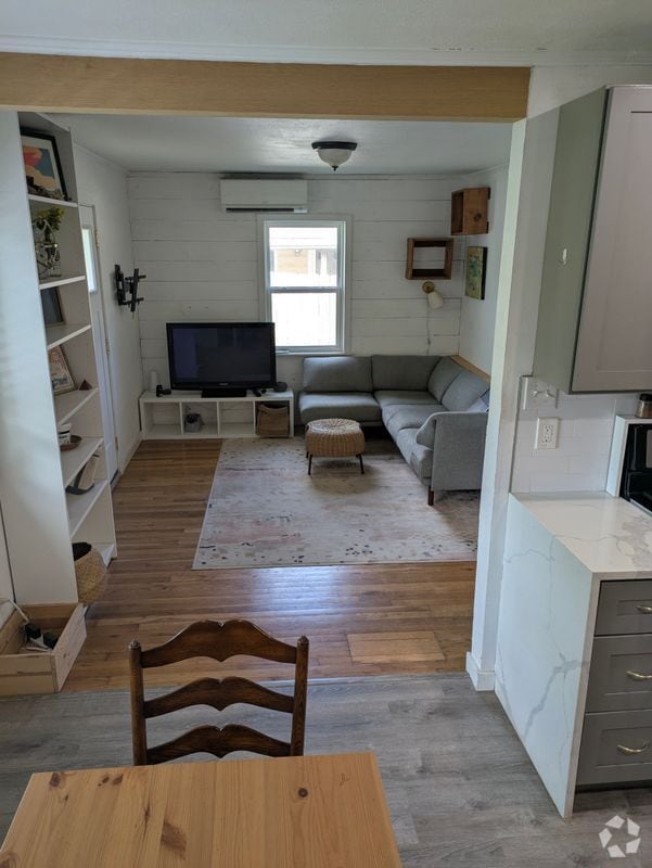 Building Photo - 4703 Oak Cliff Dr Rental