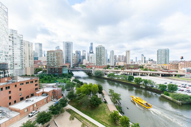 700 Larrabee N St Unit 1003