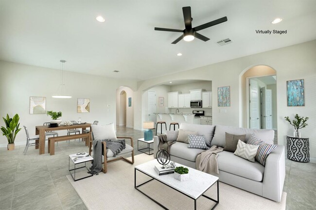 Photo - 204 Blue Spruce Way