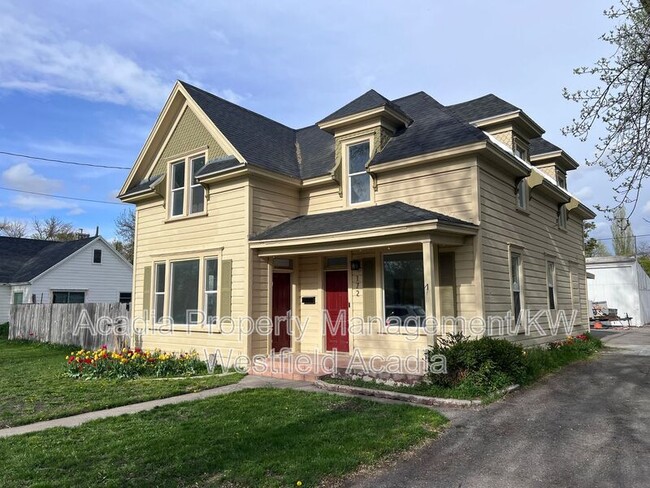 Photo - 172 N 300 W House