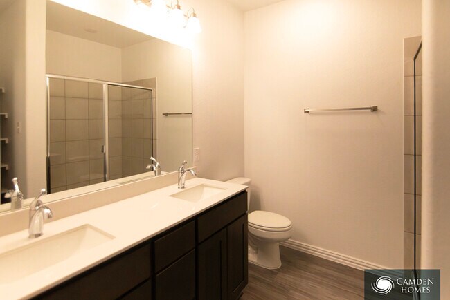 Photo - 3511 Macquarie Dr