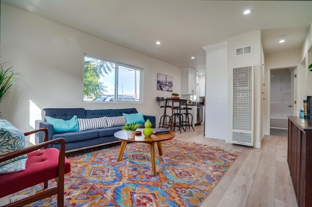 Photo - 2212 E 15th St