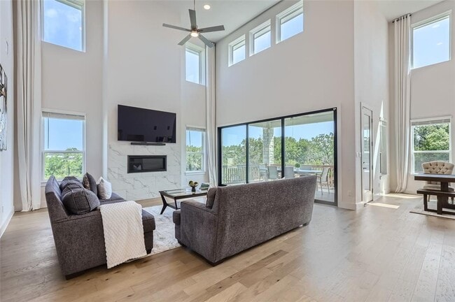 Photo - 704 Palamos Dr