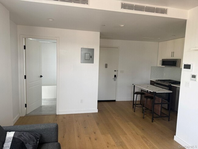 Photo - 97-29 64th Rd