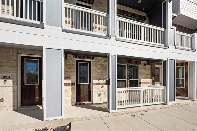 Building Photo - 266 Harris St