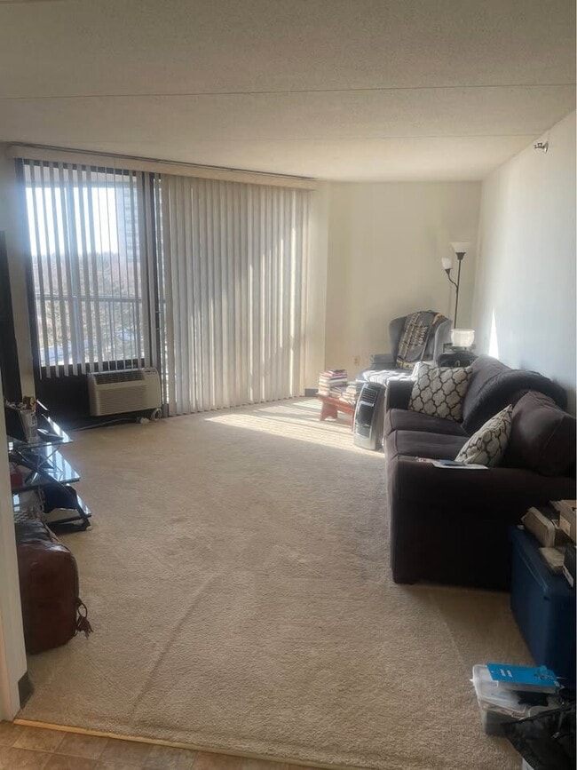 Photo - 140 Captain Thomas Blvd Unidad 502