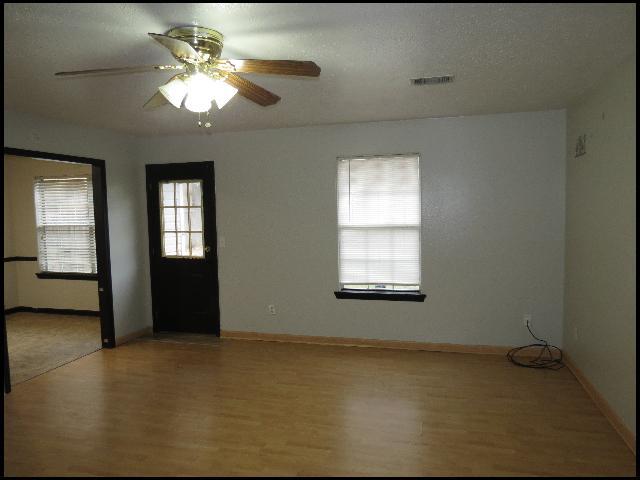 Photo - 19 Fox Run Cir