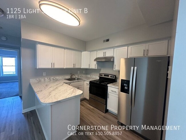 Building Photo - 1125 Light St Unit B