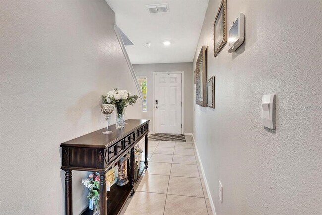 Photo - 2942 Rock Sound St