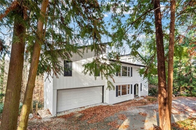 Photo - 2710 Margaret Mitchell Dr NW