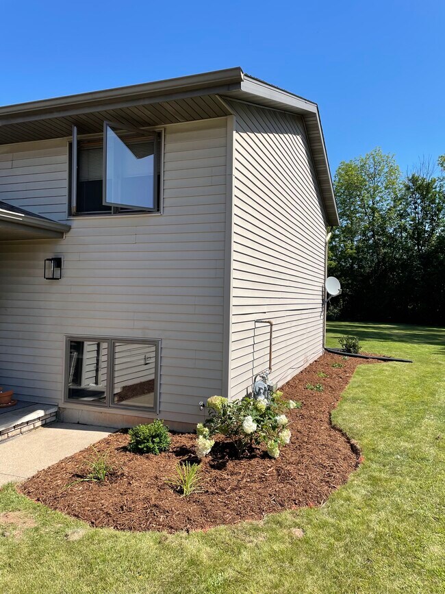 Photo - 34 Duchess Ct