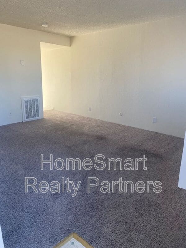 Photo - 112 Skyline Dr