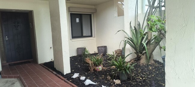 Photo - 1611 Minutemen Causeway Unit 111