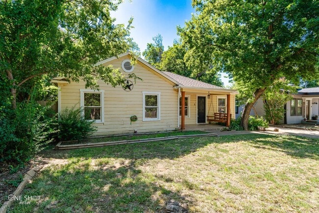 Photo - 1333 Amarillo St