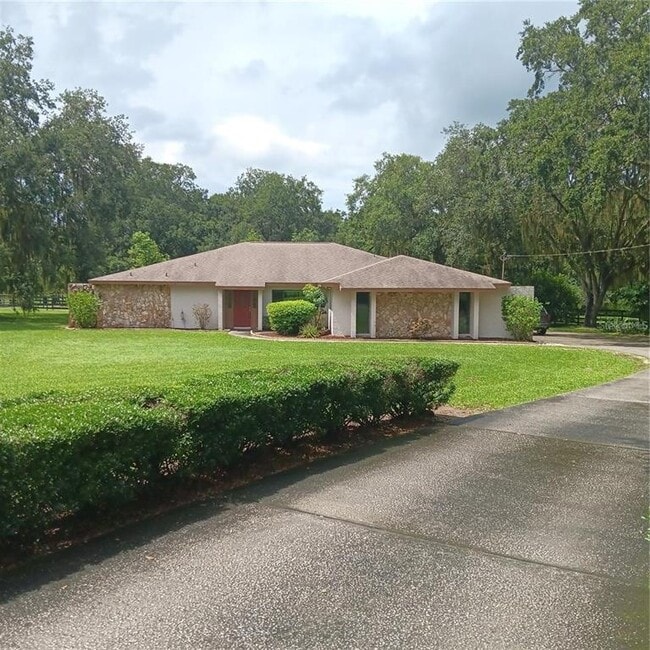 Photo - 1804 E Wheeler Rd