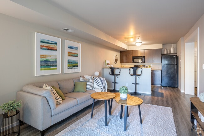 2 chambres, 1 salle de bain - 824 pi2 - Sky Harbour Estates