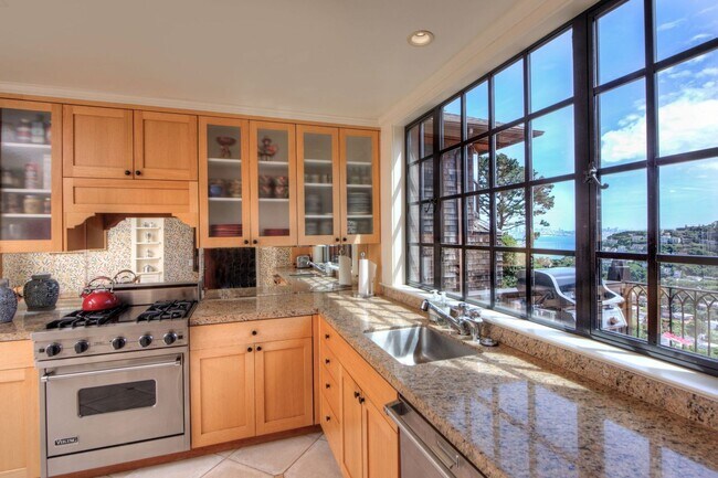 Photo - Beautiful Sausalito Home w/ Stunning SF Skyline & Bay Views!
