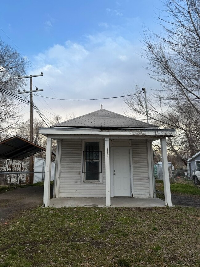Photo - One Bedroom Home