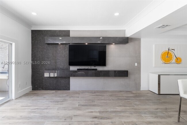 3167 Indiana St