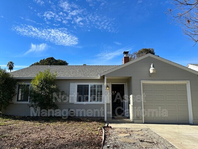 Photo - 4930 Emerson Rd House