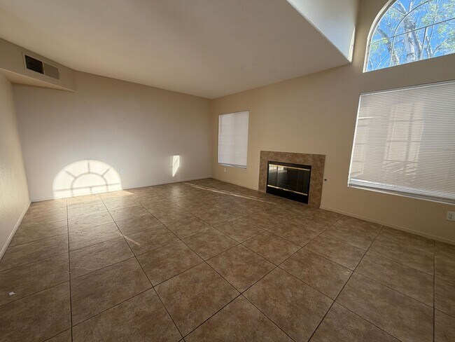 Photo - Gorgeous 3 bedroom Townhome ready for immediate move-in!