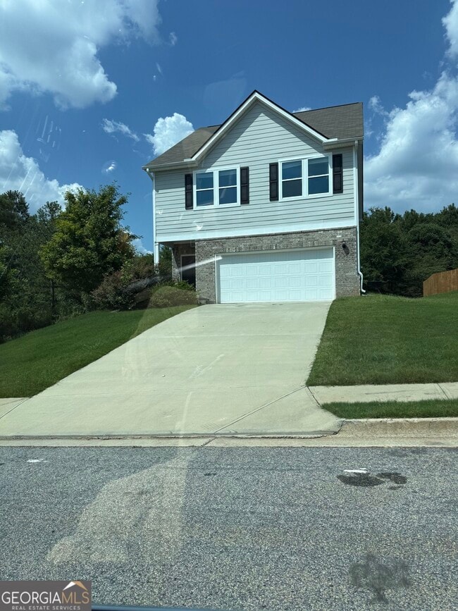 Building Photo - 9220 Golfview Cir