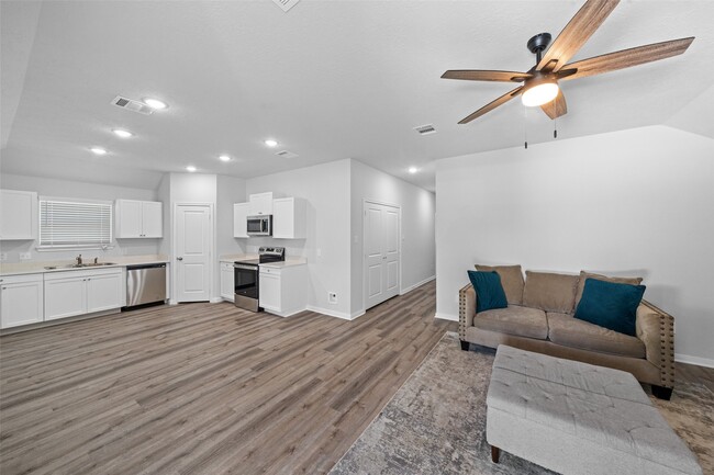 Photo - 1434 25th St