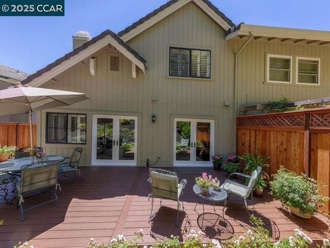 Photo - 3666 Silver Oak Pl