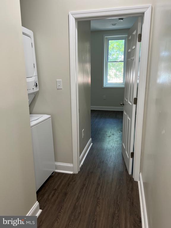 Photo - 1525 E Moyamensing Ave