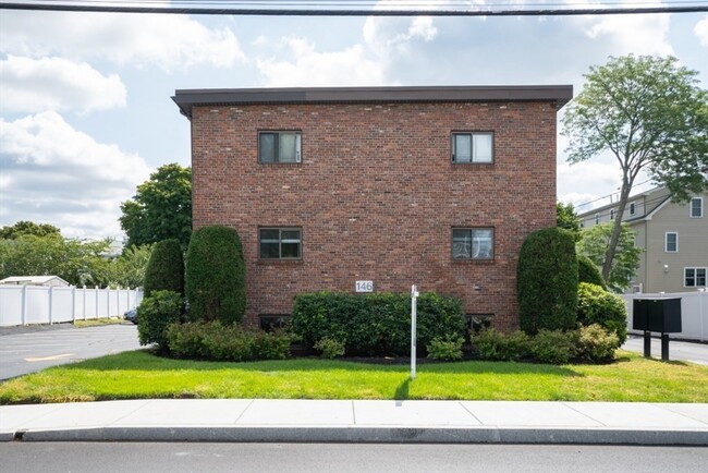 Photo - 146 Willow St Apartment Unit 6