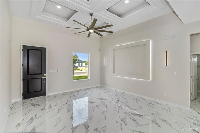 Photo - 20 E Sabinal Ave