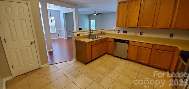 Photo - 1619 Doverhill Pl